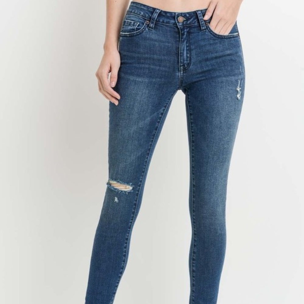 💥Just in💥 Mid Rise Skinny Jean